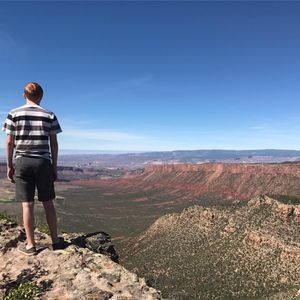 Meet your Posher, Jonathan